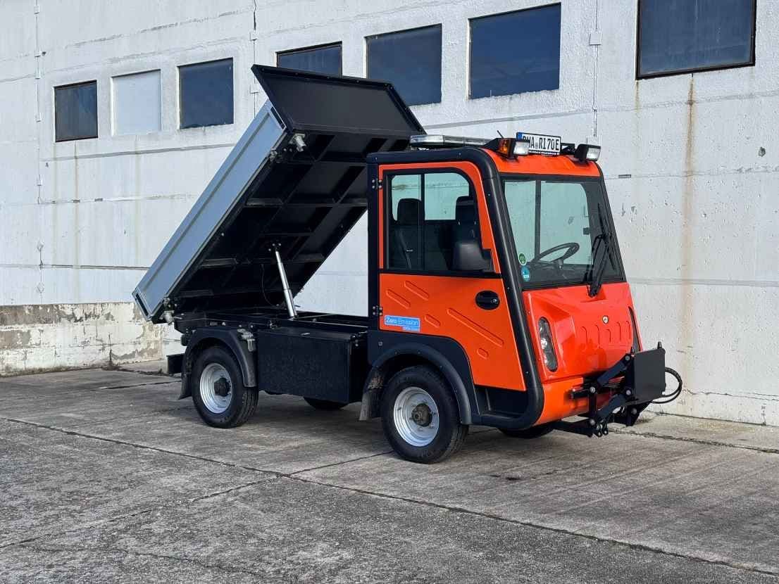 ARI 1570 orange Geräteträger (3).jpg